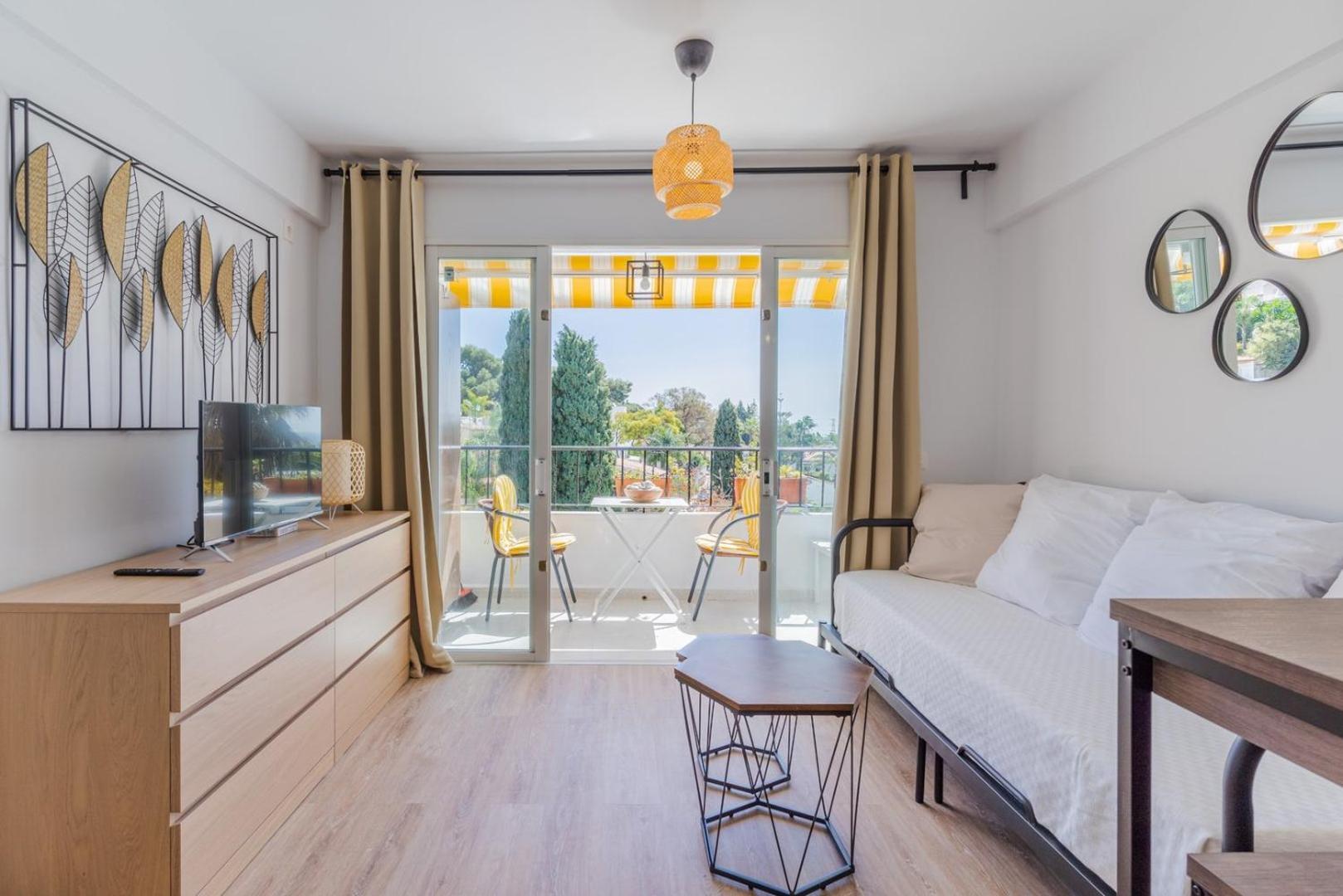 Guestready - Chasing The Sun In Malaga Apartment Marbella Ngoại thất bức ảnh